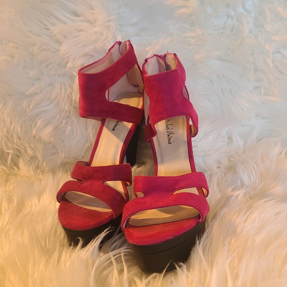 Michael Antonio Platform Fushia Heels Size 8.  5" heels, 1 1/2 platform